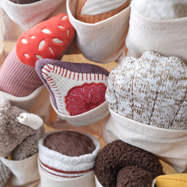 LAMBWOLF ADVENT CALENDAR