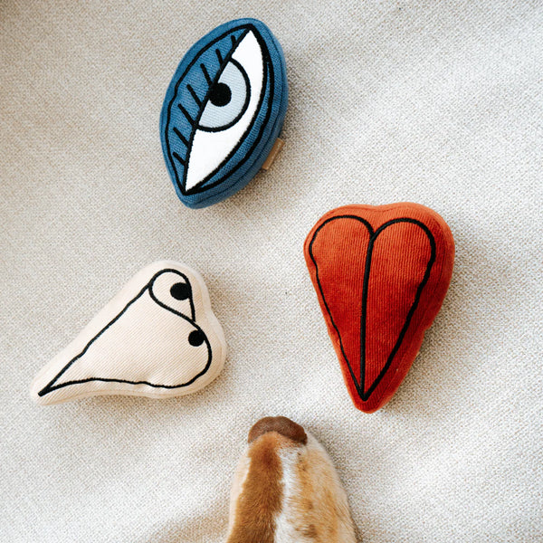 LAMBWOLF PICASSO // snuffle + squeaky