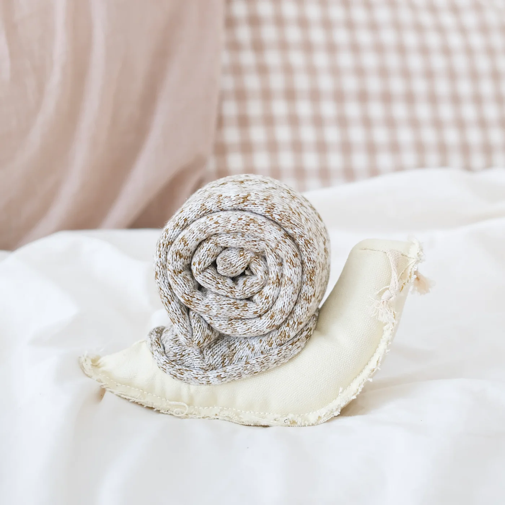 SNAIL // SNUFFLE + ROLL – beige + bright