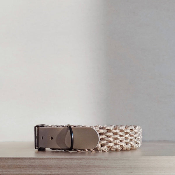 FAWN // Paracord collar